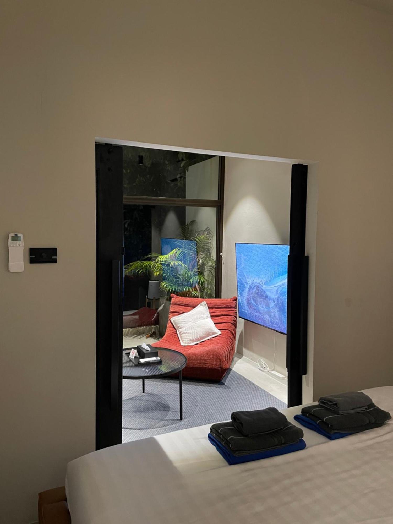 Apartment Tri Trang Beachfront With Stunning Views